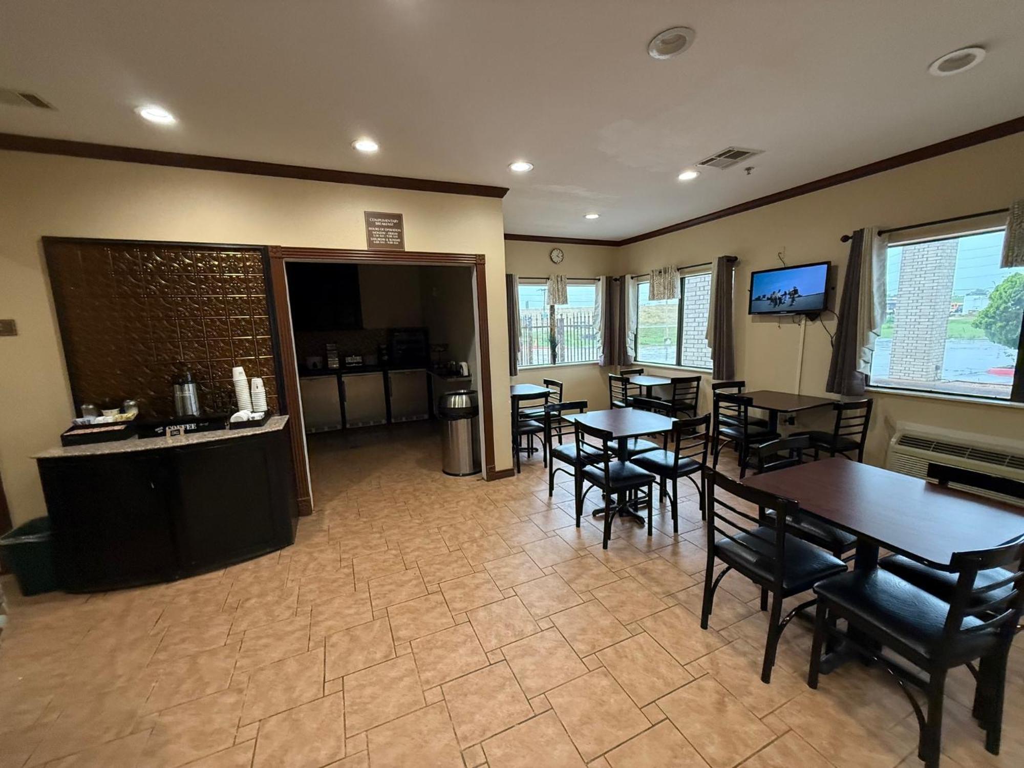 Inn Of Navasota Hotel Экстерьер фото