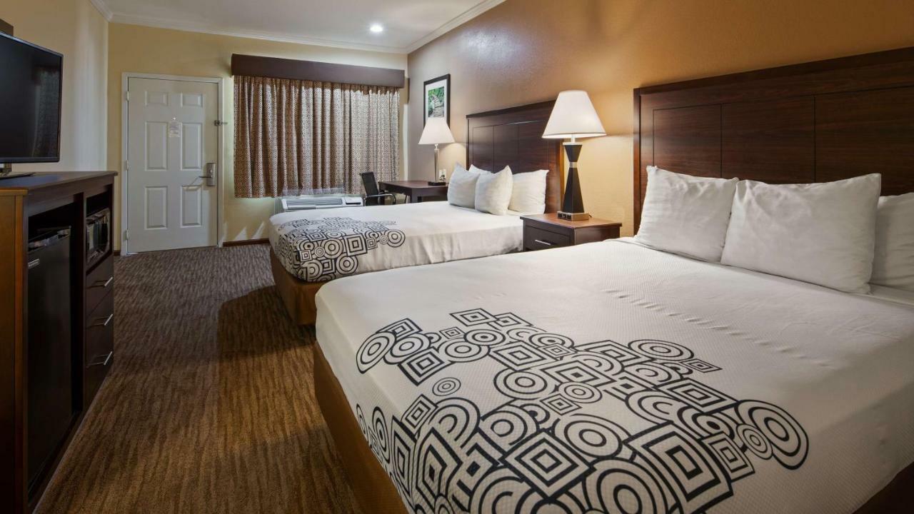 Inn Of Navasota Hotel Экстерьер фото